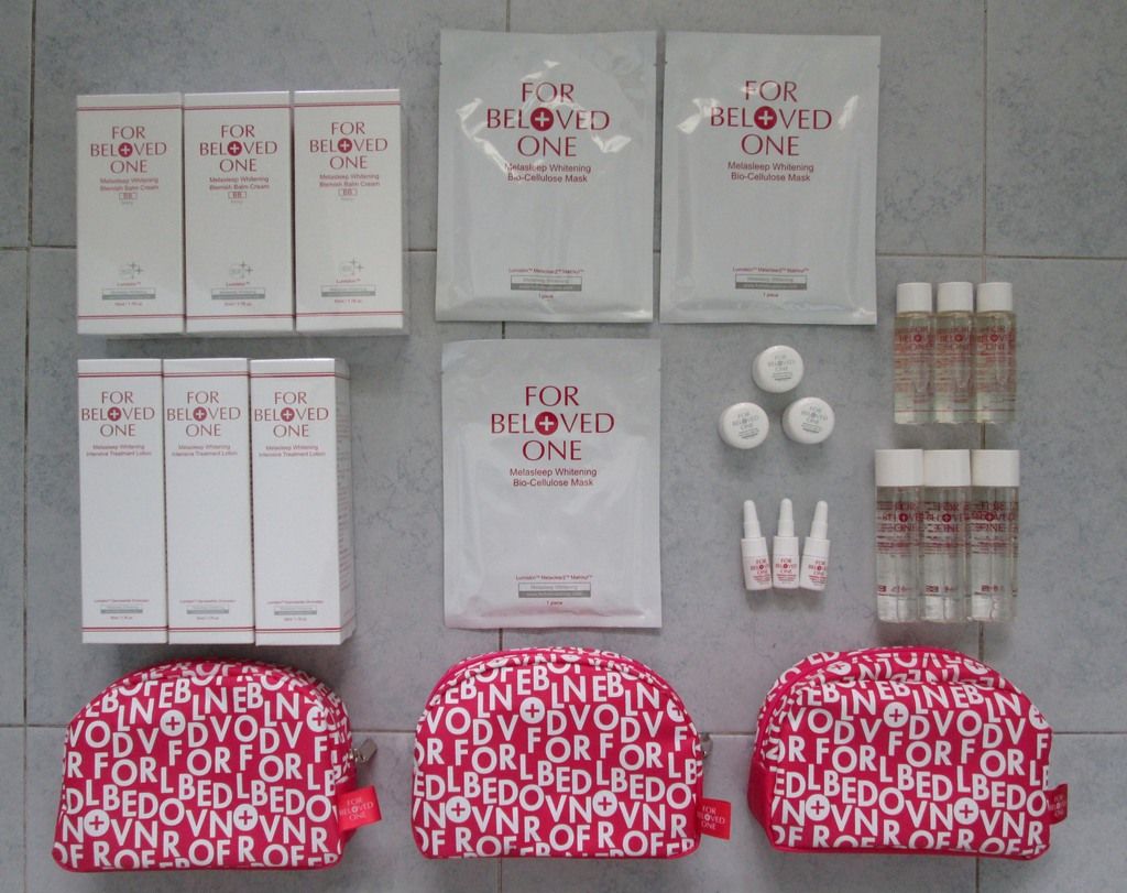 photo ForBelovedOneDeluxeWhiteningKit06.jpg