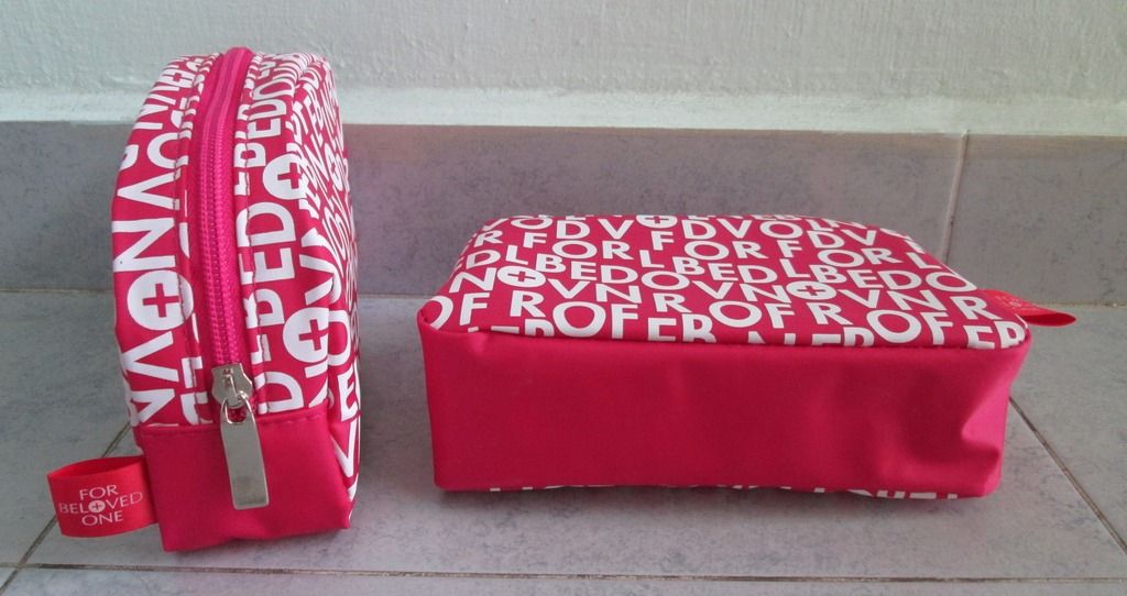 photo ForBelovedOneDeluxeWhiteningKit18.jpg