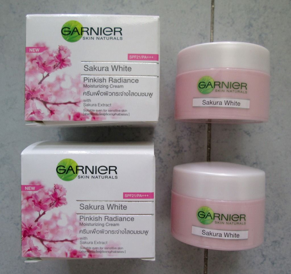 photo GarnierSakuraWhite03.jpg