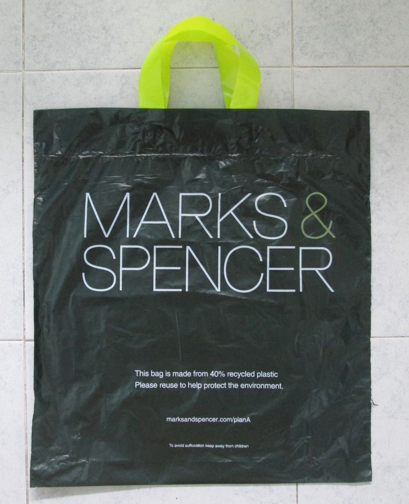 photo MarksSpencerRoyalJellyGiftSet01.jpg