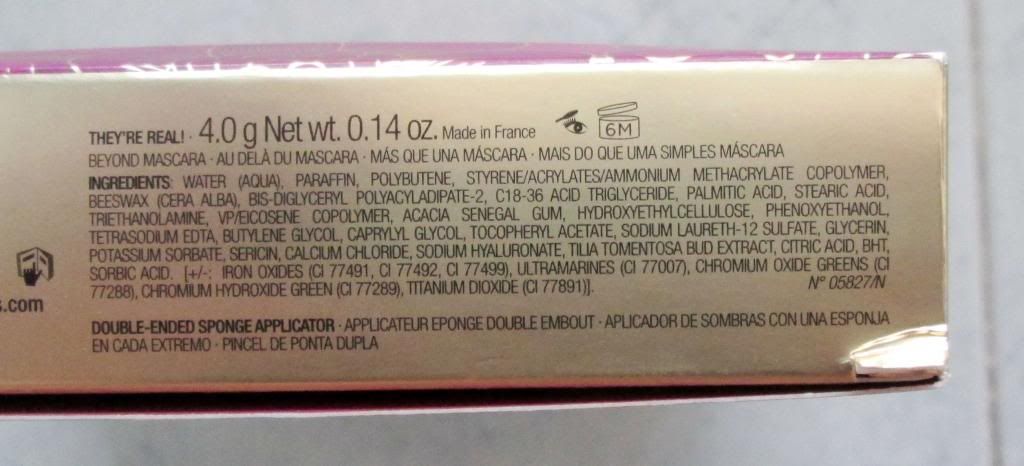 photo BenefitGroovyKindALoveMakeupKit07.jpg