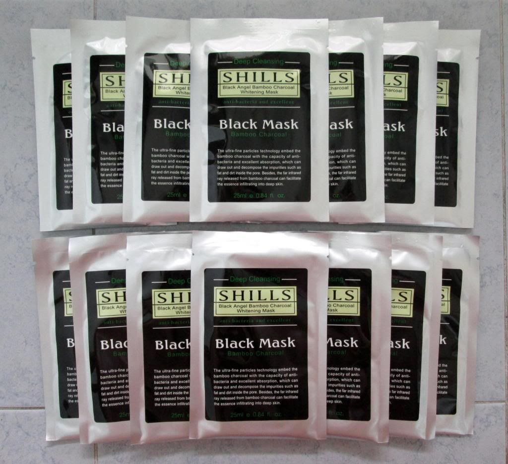 photo ShillsBlackAngelBambooCharcoalWhiteningMask02.jpg