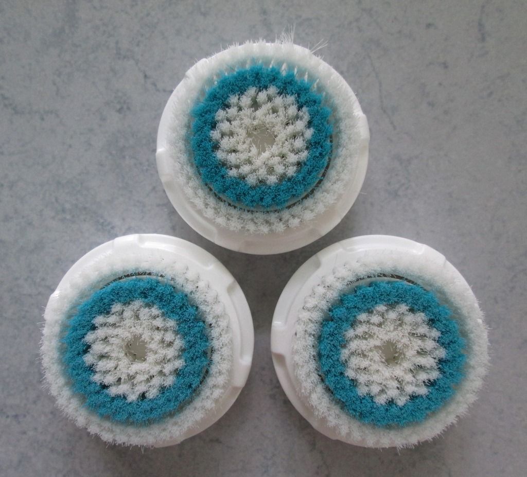 photo ClarisonicDeepPoreDecongestingSolutionReplenishmentSet06.jpg