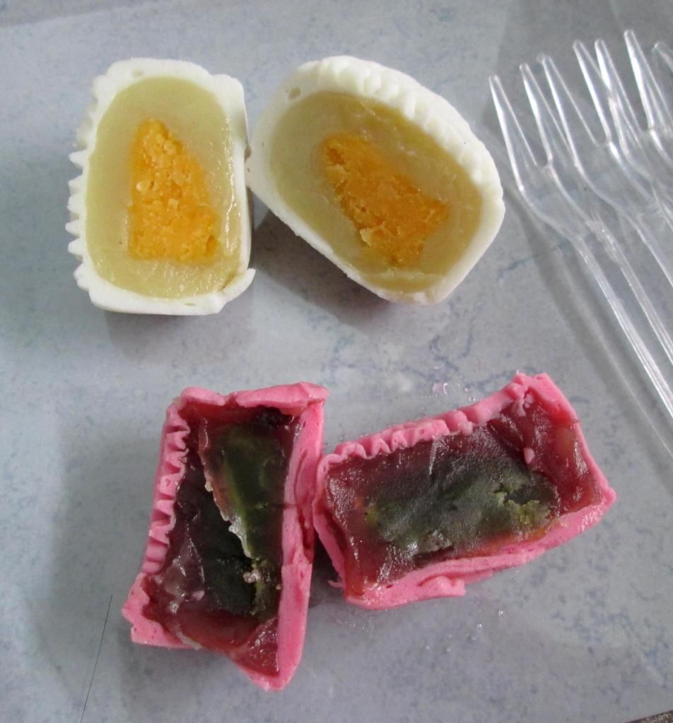 photo HongKongShengKeeSnowskinMooncake05.jpg