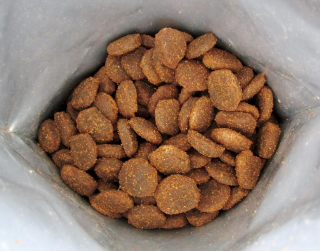 photo PetsMagazineFFirstMatePetFood12.jpg