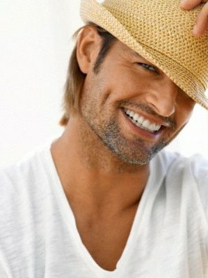 Josh-2009-10-Photoshoot-josh-holloway-15853664-299-400_zps4a3dca22.jpg