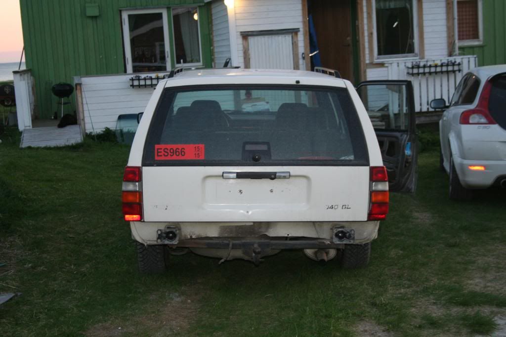 http://i1357.photobucket.com/albums/q759/Marius_Skau/Volvo%20945/IMG_6060_zps3bb91b32.jpg